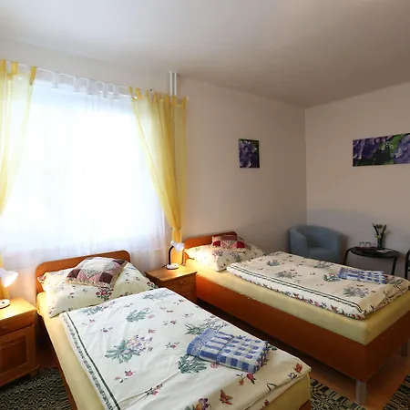 بيت ضيافة Alcorso 3*