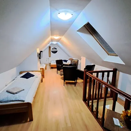 Alcorso Pension Банска-Бистрица