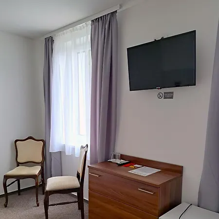 Alcorso Pension Гостевой дом