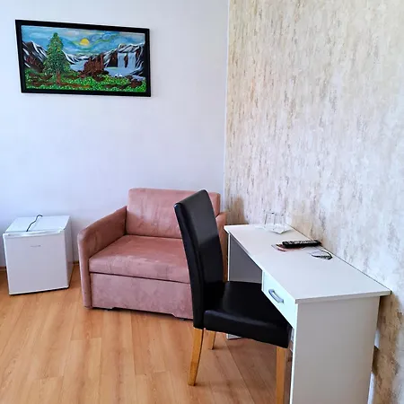 Гостевой дом Alcorso Pension 3*