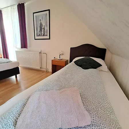 Alcorso بيت ضيافة